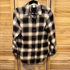 H&M Men's Black White Brown Plaid Button-Up Flannel Shirt Size Small